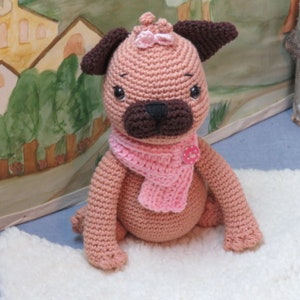 Mops, Hund, wolltastischHandmade, Amigurumi, Häkeltier, Kuscheltier, Handarbeit, Einzelstück, Stofftier, Kinder, Spielzeug, Deko Bild 1