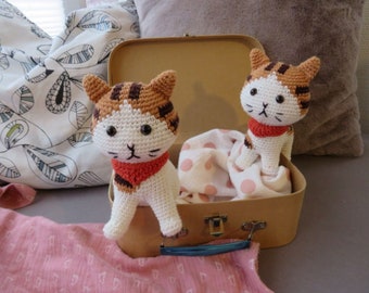 Katze, Amigurumi, Häkeltier, Unikat, Schmusetier, Spielzeug, Frühling, Ostern, Kinder, Stofftier, Deko, Wohnkultur, PikiCraft, Büro