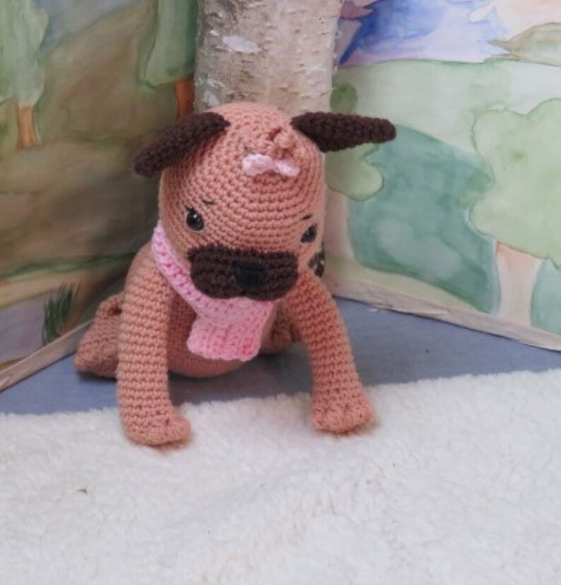 Mops, Hund, wolltastischHandmade, Amigurumi, Häkeltier, Kuscheltier, Handarbeit, Einzelstück, Stofftier, Kinder, Spielzeug, Deko Bild 5