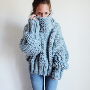 Winter Blues Wool pullover sweater knitting pattern image 2