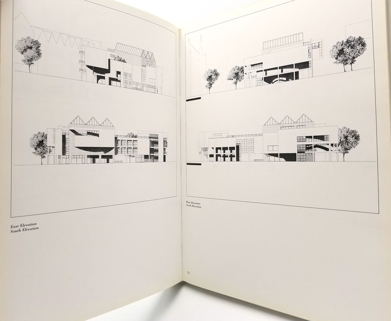 Richard Meier: Buildings and Projects 1979-1989 Lisa J