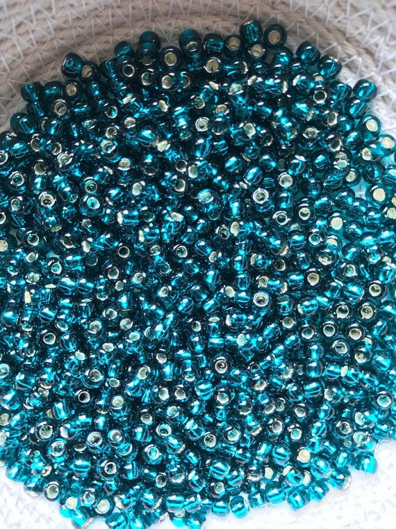 50g glass seed beads size 6//0 Green Rainbow approx 4mm