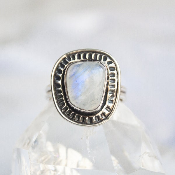 Rainbow Moonstone ring, Moonstone Stone, Silver ring, Rainbow ring, 925 Silver ring, Moonstone Silver ring, Moonstone Ring US 9 / FR 60