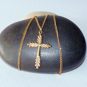 Gold Tone Cross Vintage Gold Cross Pendant 16&quot; Chain Necklace Religious Cross Christian Jewelry Vintage Catholic Cross Jewelry, Gold Cross