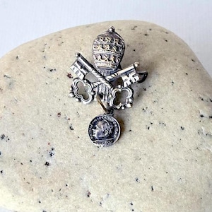 Vatican Coat of Arms Pin - Etsy