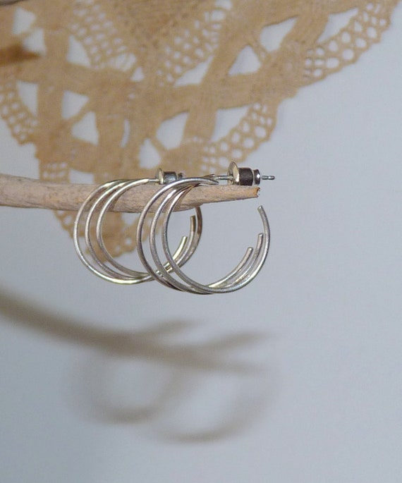 Sterling Silver Hoop Earrings 7/8" 925 Small Hoop… - image 1