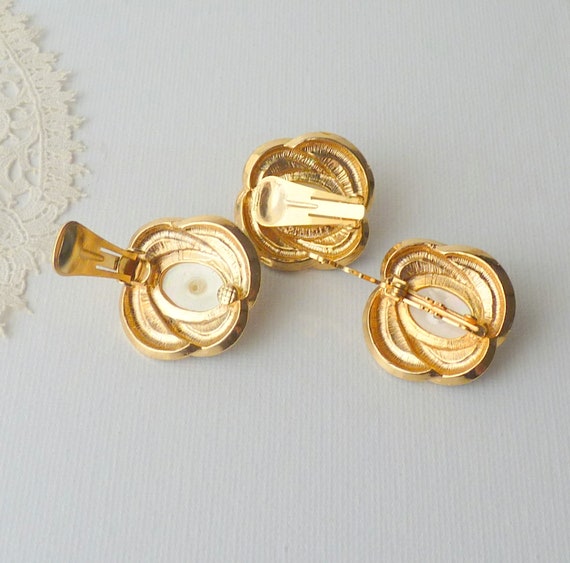 Black Enamel Pearl Jewelry Set Gold  Clip On Earr… - image 3