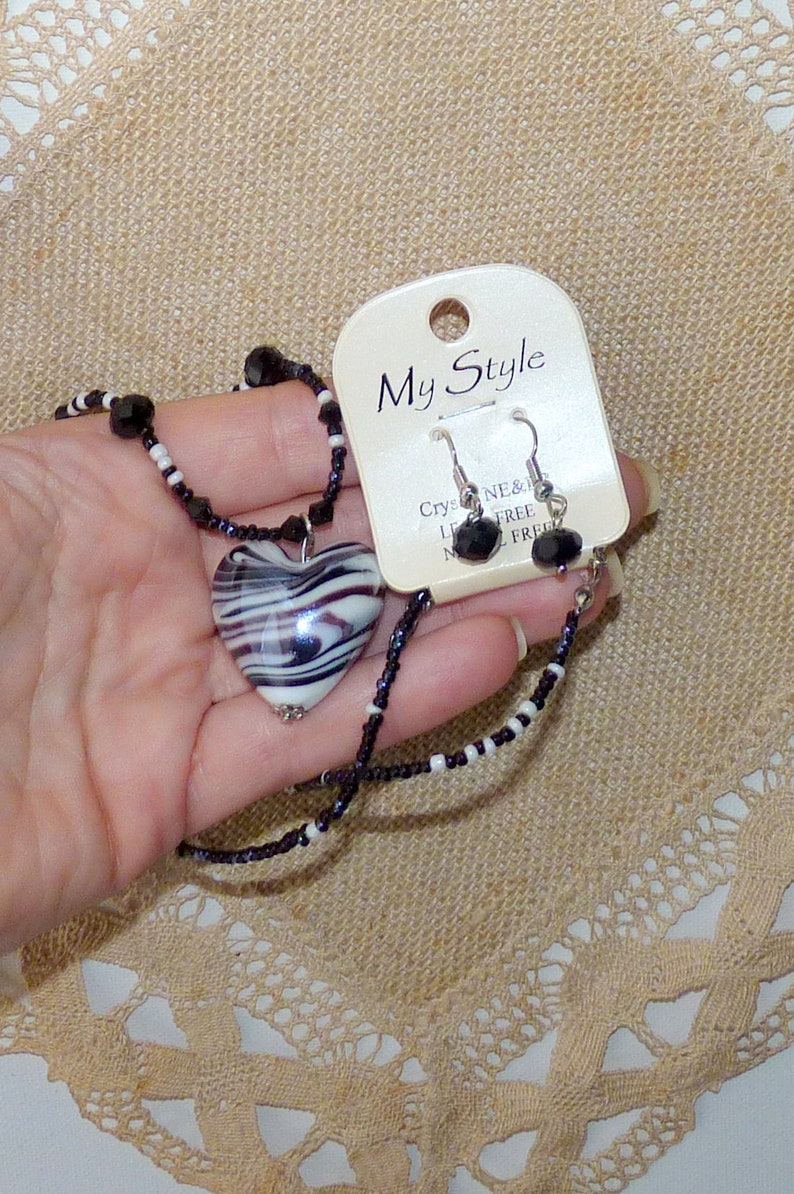 Glass Heart Necklace and Earring Set MINT Costume Vintage Crystal Jewelry Set Modernist Earrings Set Costume Necklace and Earrings Jewelry