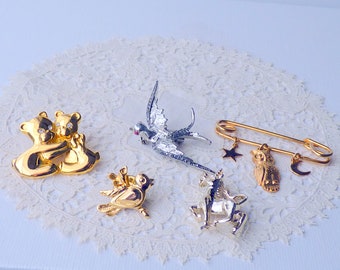 LOT OF 5 Pin Brooches Vintage Animal Brooch Small Bird Jewelry, Bird Pin Mix Metal Pin Jewelry 70's Jewelry, Teddy Bear Vintage Estate Pins