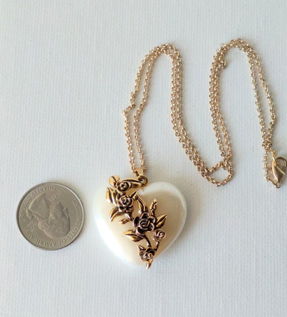 Gold Tone Heart Necklace 19" Vintage Gold Pearlit… - image 3