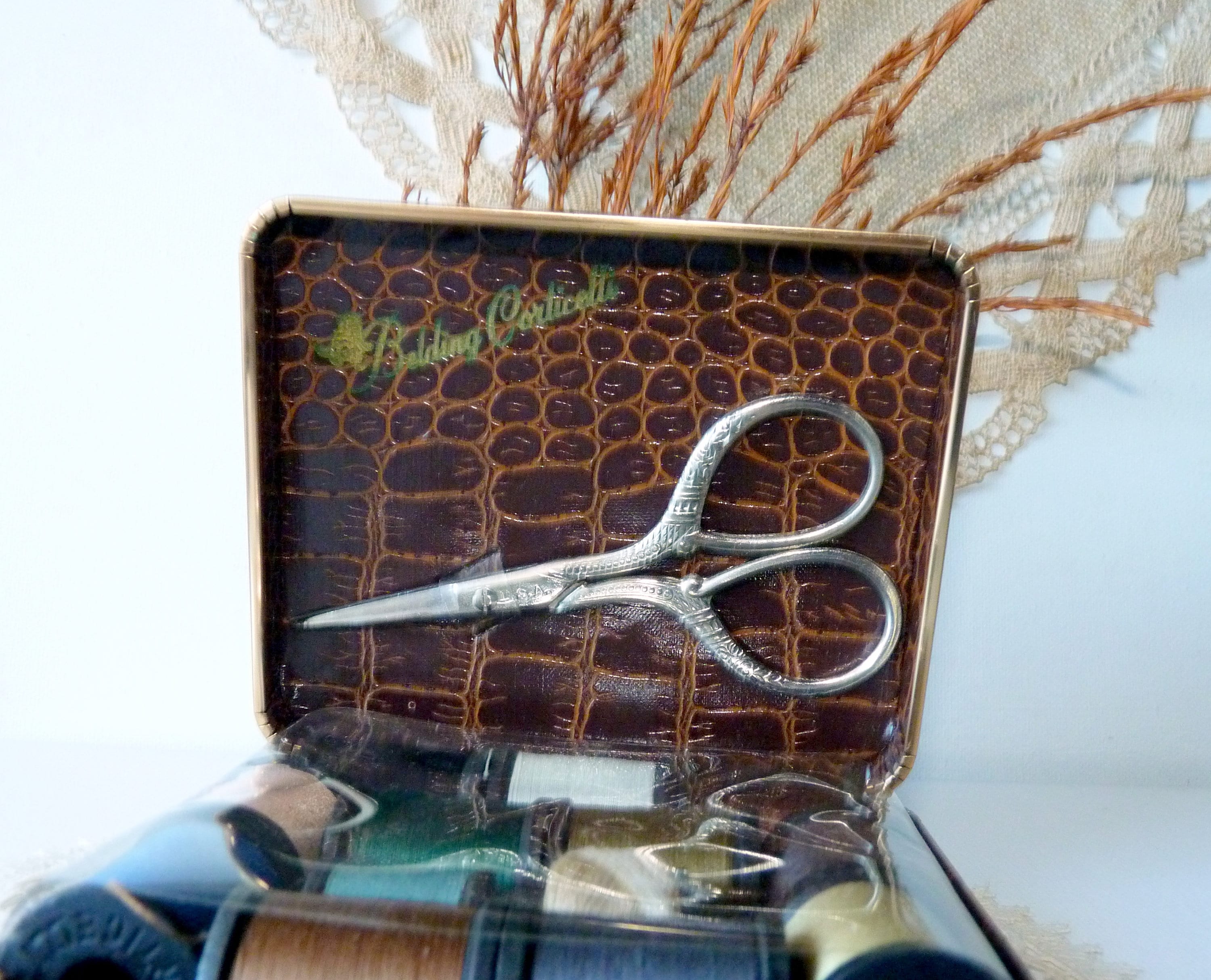 Wtrvintage Sewing Kits 89