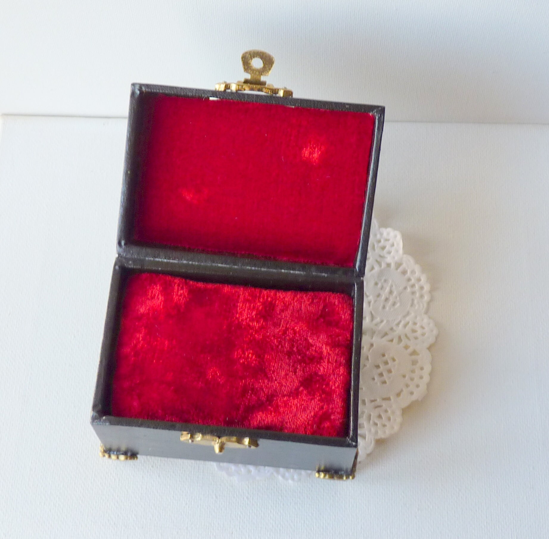 Vintage Jewelry Box Black Necklace Box Jewelry Display Etsy