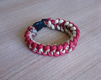 Men's macrame bracelet.