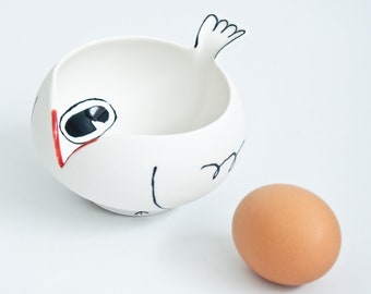 Funny porcelain egg separator, with bird shape. Quirky cute multifunctional bowl