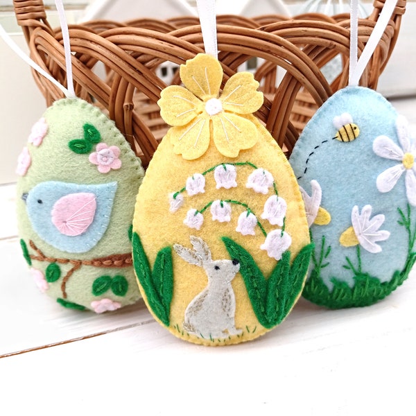 Easter Egg Felt Hanging Decoration, Spring Ornament, Floral Cute Bunny Bird Bee Flower Felt Wall Hanging, Nursery Decor, Easter Tree Bauble