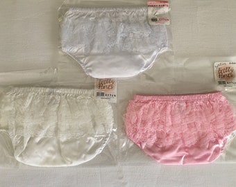 Baby Girls White, Pink or Cream Frilly Pants 0-6 and 6-12 Months New Not waterproof