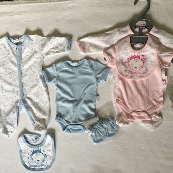 Premature Baby Boys & Girls 4 Piece Outfit New Size 3-5lbs and 5-8lbs