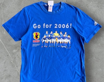 Vintage ADIDAS Kirin JAPAN JFA 2004 Team Line Up Photo