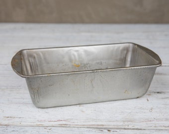 Vintage and Weathered Bread Loaf Pan-Food Photography Props