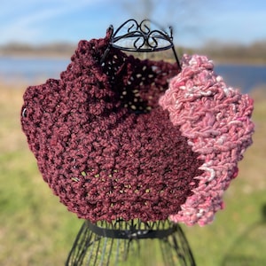 MAROON Oversized Schlauchschal mit Pink Hand Spun Art Yarn