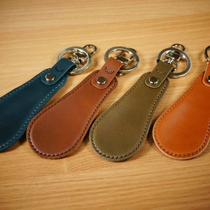 Personalized leather shoehorn, leather mini shoehorn, leather shoehorn keyring, gift for mens women