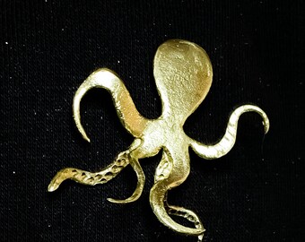 Broche En étain Avec Pierres Aquatiques - Occasion - Thème Fleurs Et Plantes - Couleur Grise - Pierre