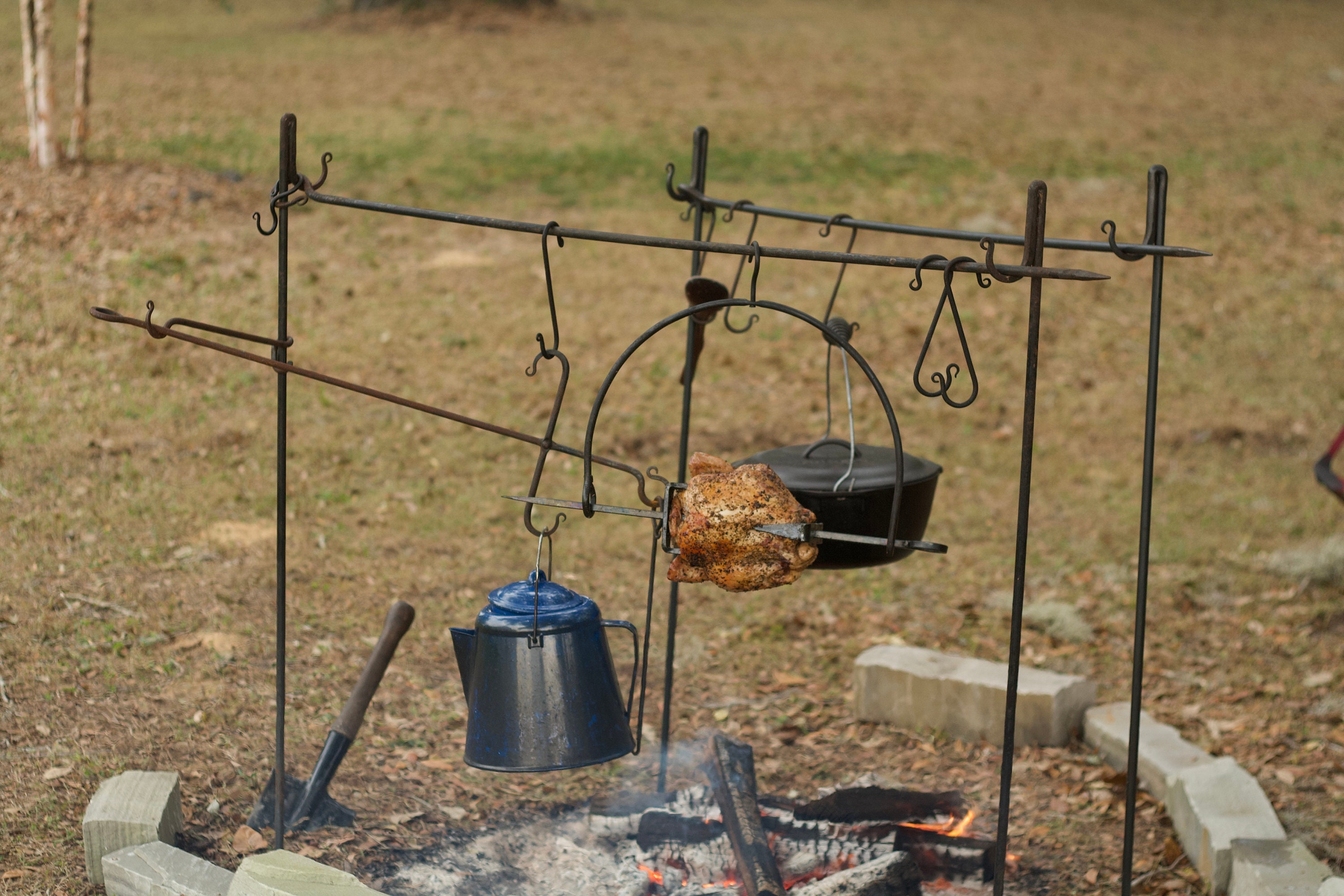 Campfire Cooking Irons-tripod 