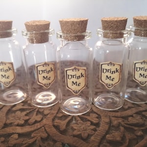 5 Drink Me Alice In Wonderland Style 9ml Glass Bottles Wedding Party favours
