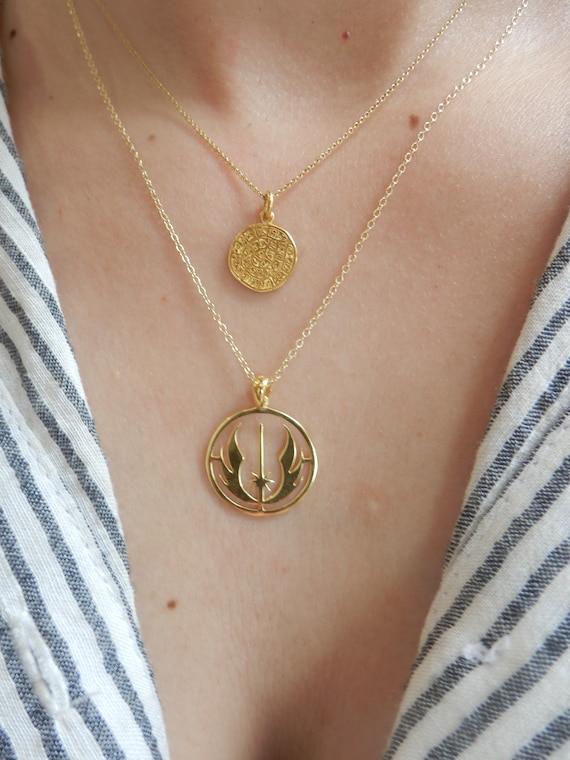 Star wars on sale gold pendant