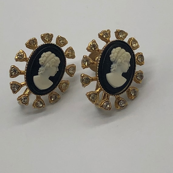 Vintage Coro Cameo earrings - image 2