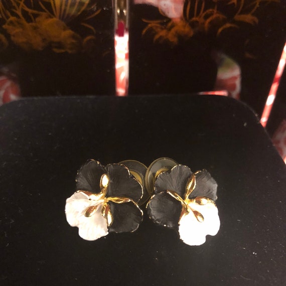 Vintage Goldtone Black and white Orchid pierced e… - image 2