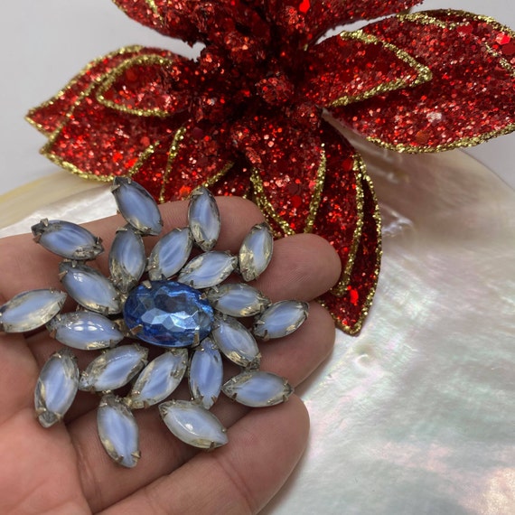 Vintage Blue Rhinestone Brooch - image 2