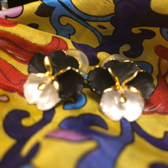 Vintage Goldtone Black and white Orchid pierced e… - image 3