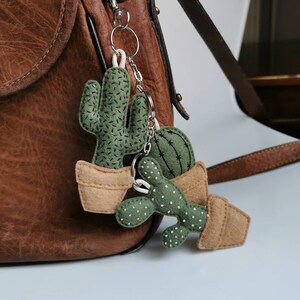 Keychains cactus pot embroidered olive green and camel felt handmade image 2