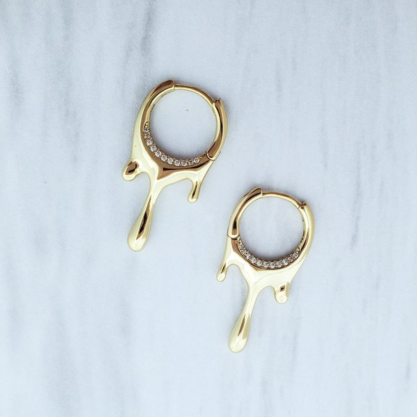 Minimalist Drip Hoops, Molten Gold Hoops Earrings, Dainty Earrings, Huggie Earrings, Mini hoops gold, Tiny Gold Hoops, Drop Melting Earrings