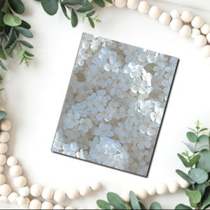 Afbeeldingstransferpapier kleine witte bloemen / polymeerklei WATEROVERDRACHTpapier / kleitransfer voor het maken van sieraden / magisch papier / B665