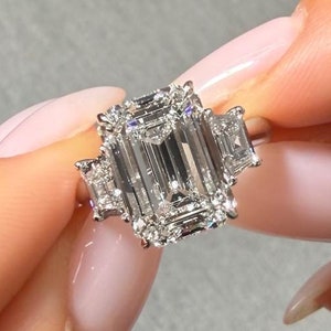 3.0-5.0 Emerald Cut Lab Grown Diamond Engagement Ring Three Stone, D-E-F / VVS1-VS1 IGI Certified Lab Created Diamond Ring, 14k White Gold