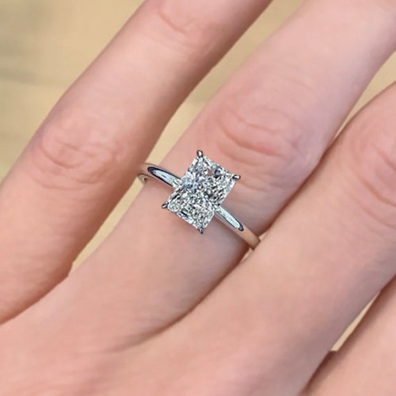 2.50Ct Radiant-Cut VVS2 Diamond Solitaire Engagement Ring 14k White Gold Finish 2.50Ct Radiant-Cut VVS2 Diamond Solitaire Engagement Ring 14k White Gold Finish