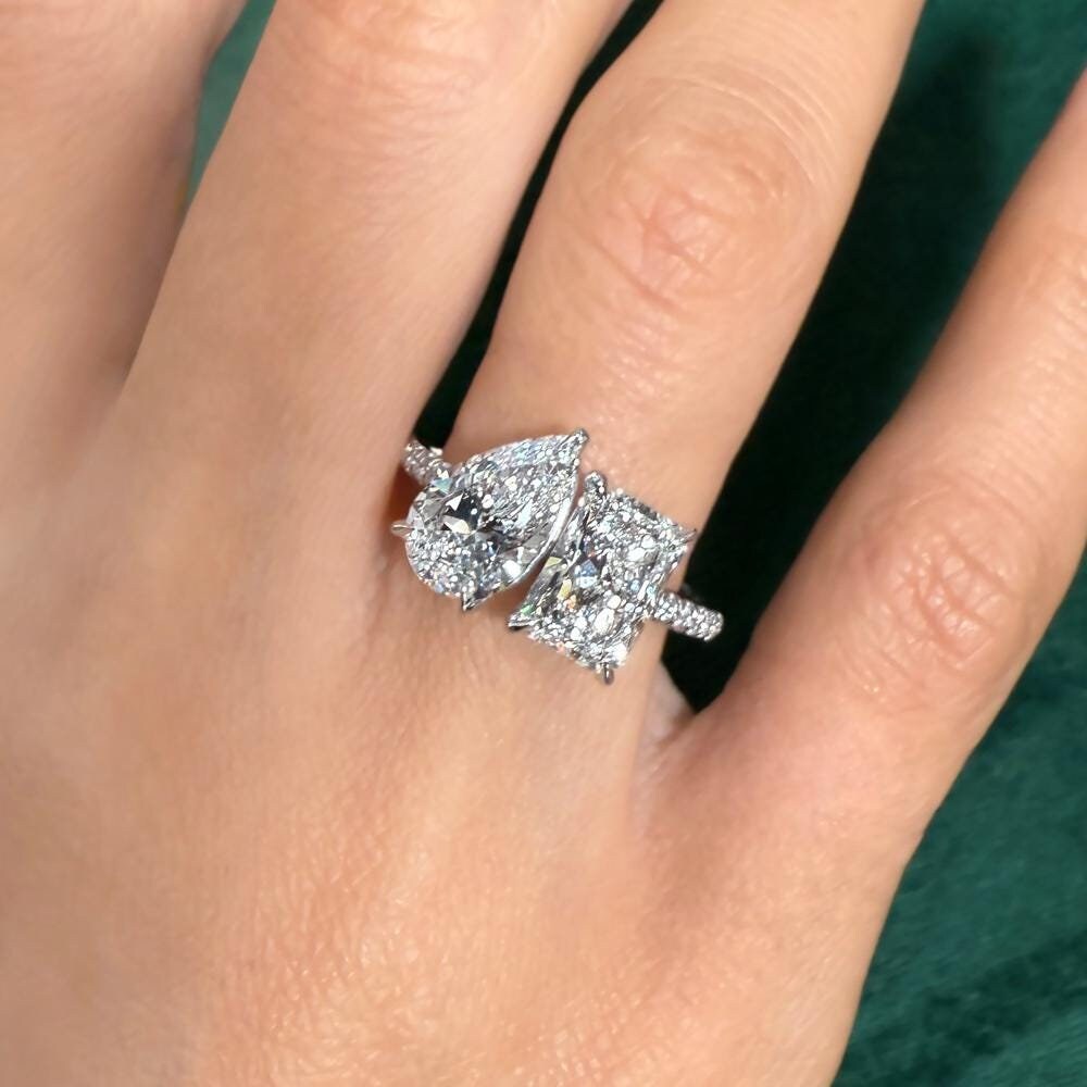 2.0-6.0 Emerald & Pear Cut Lab Grown Diamond Toi et Moi Engagement Ring, Two Stone D-E-F / VVS1-VS1 Lab Created Diamond Ring, White Gold