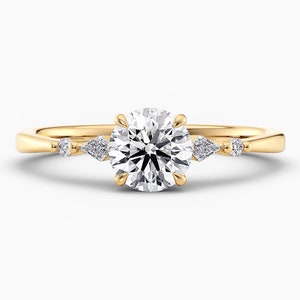 0.7-2.0 Round Cut Lab Grown Diamond Engagement Ring Three Stone, D-E-F / VVS1-VS1 IGI Certified Lab Created Diamond Ring, 14k Yellow Gold