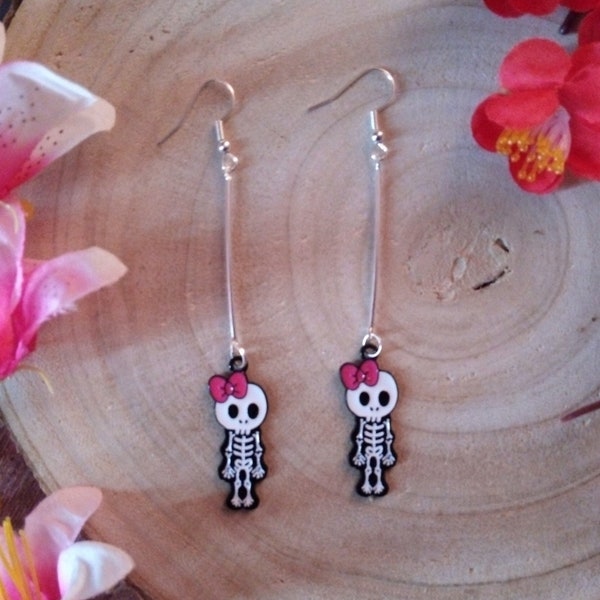 Boucles d'oreilles squelette à noeud rose, bijou mignon, spooky, halloween, fait-main, artisanal