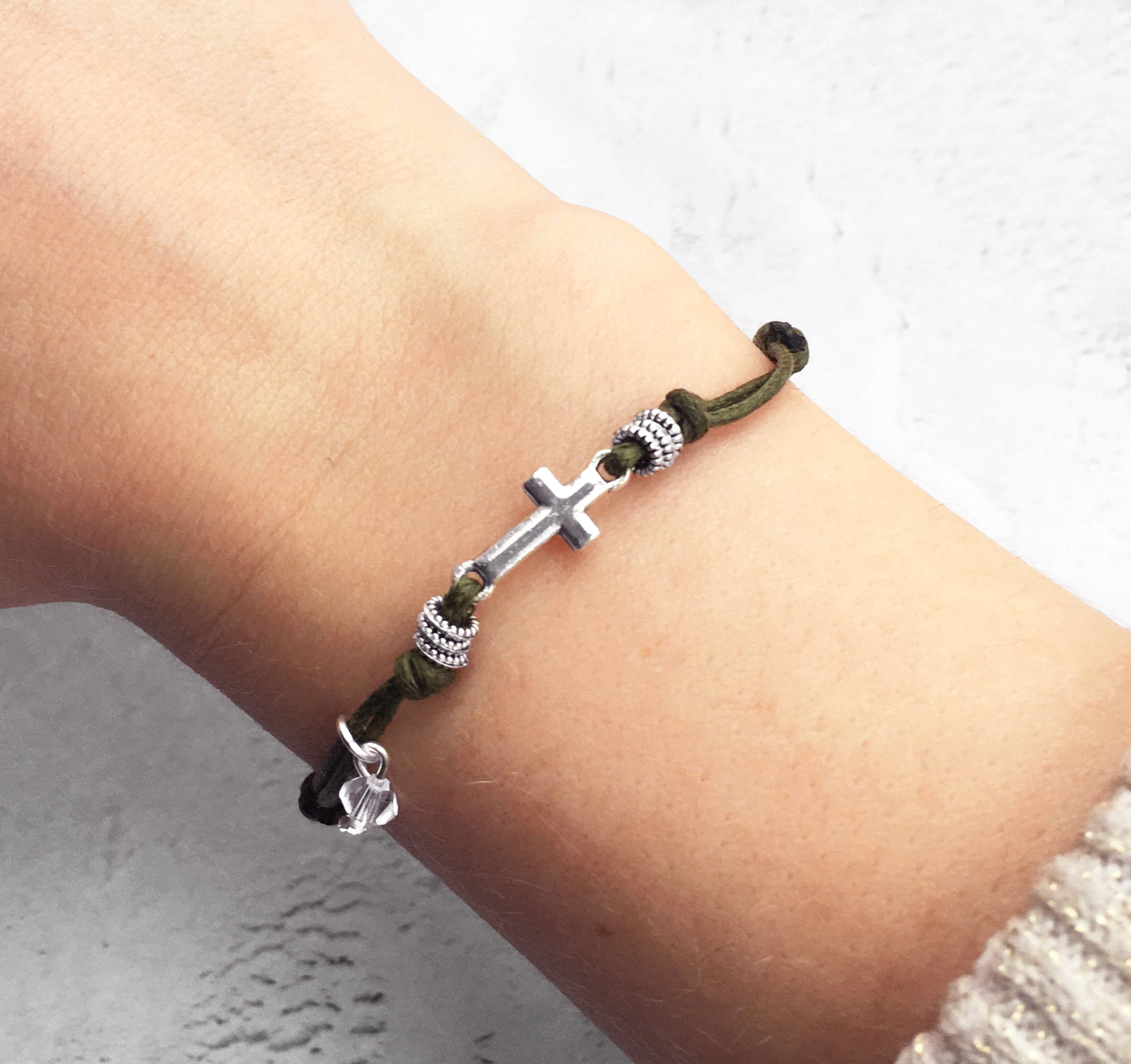 Christian Cross Bracelet for Women, Dainty Cross Bracelet for Her, Bracelets for women, Christian Gift, Christian Keepsake, Symbol of Faith