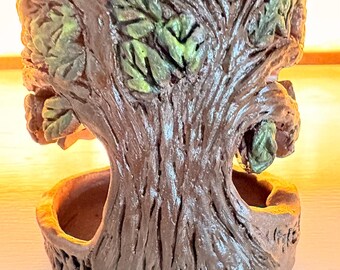Arbre sculpté sculpté, bougie chauffe-plat, brûleur d'encens conique, poterie faite main