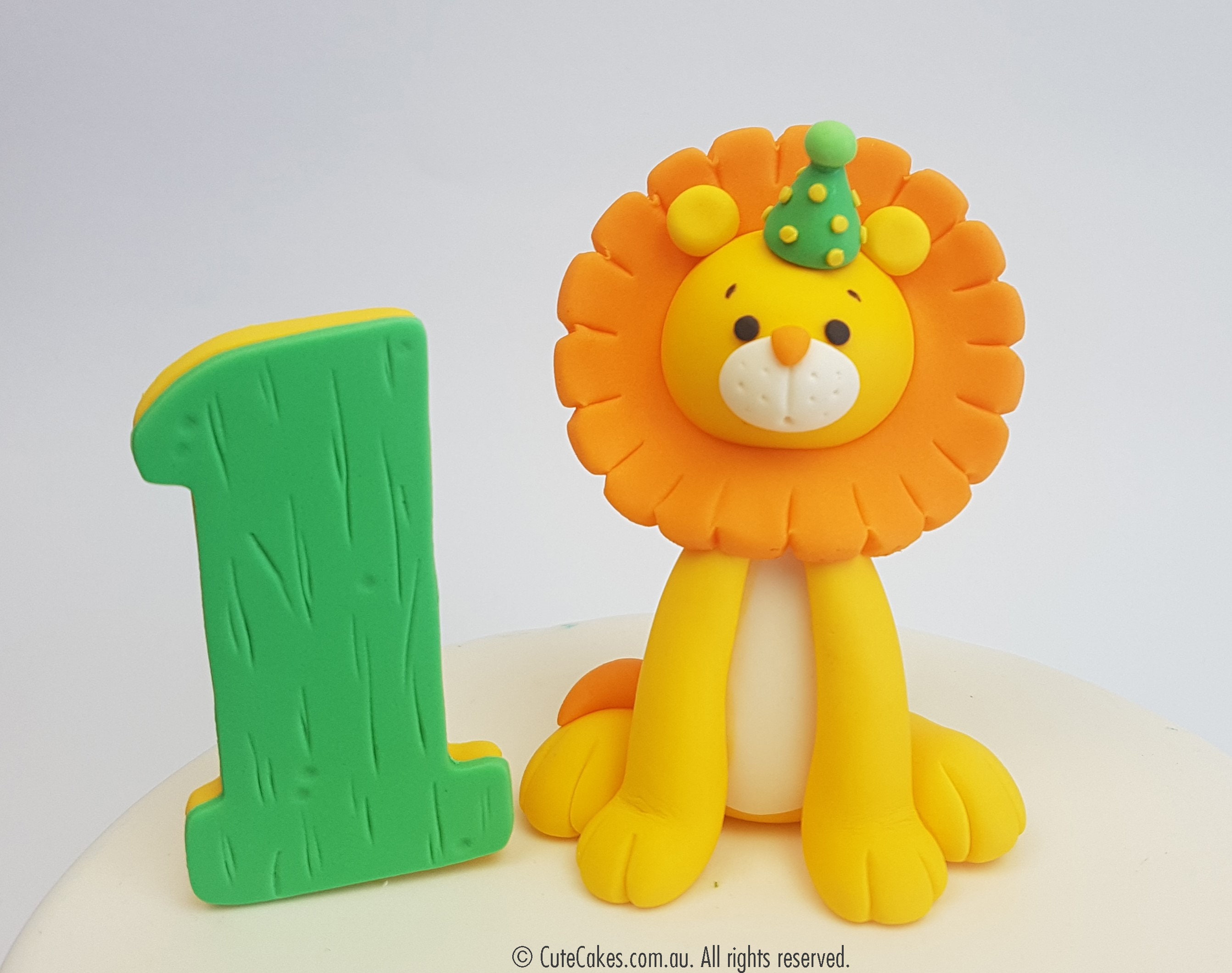 Hotair Balloon and Lion two tiers 1st Birthday Cake