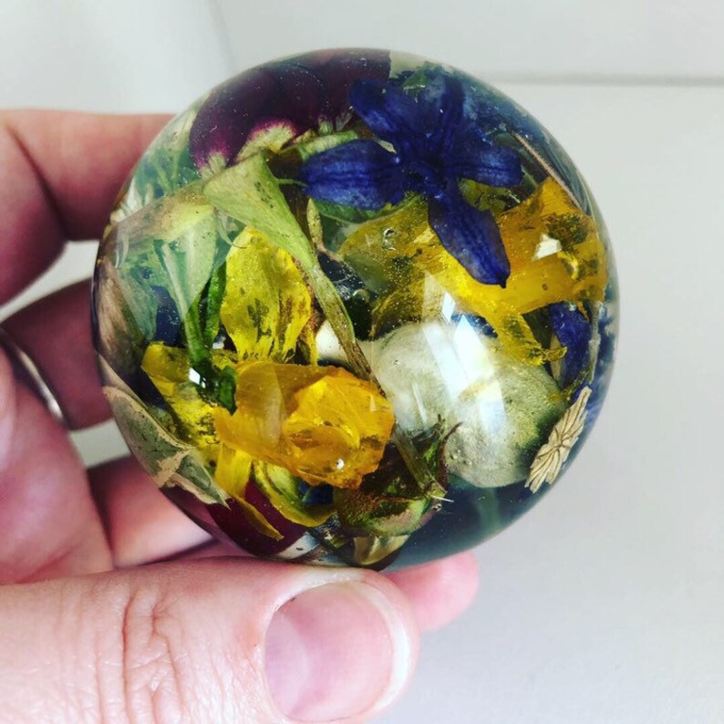 Funeral Flower Preservation Resin Sphere 6cm and 8cm Etsy
