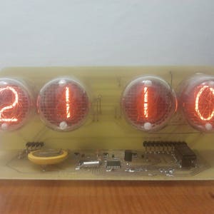 IN-4 nixie-rörsklocka