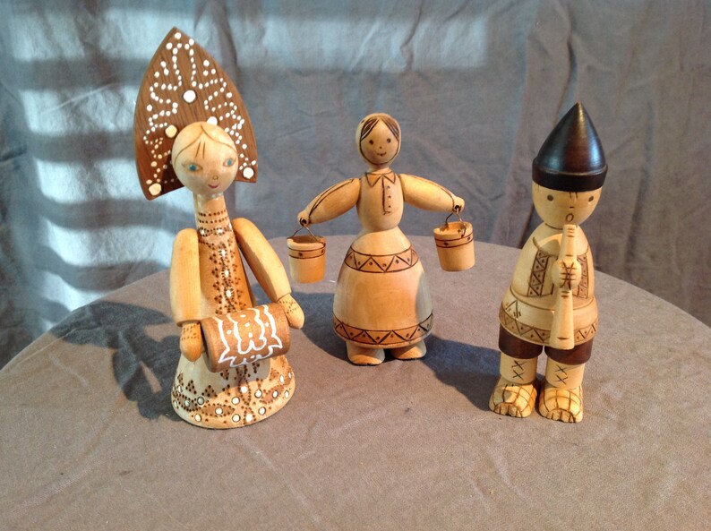 Vintage Russian Folk Art Hand Carved Painted Wood Figures