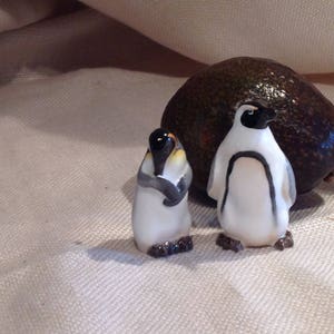 Royal Doulton bébé et adulte pingouin Bone China England K21 & K25