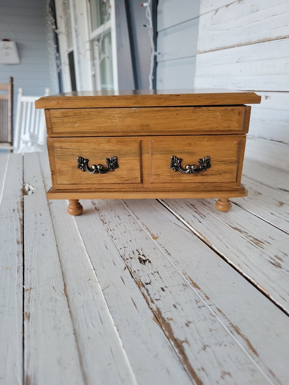 Vintage Wooden Jewelry Box with Legs Vintage Box … Gem