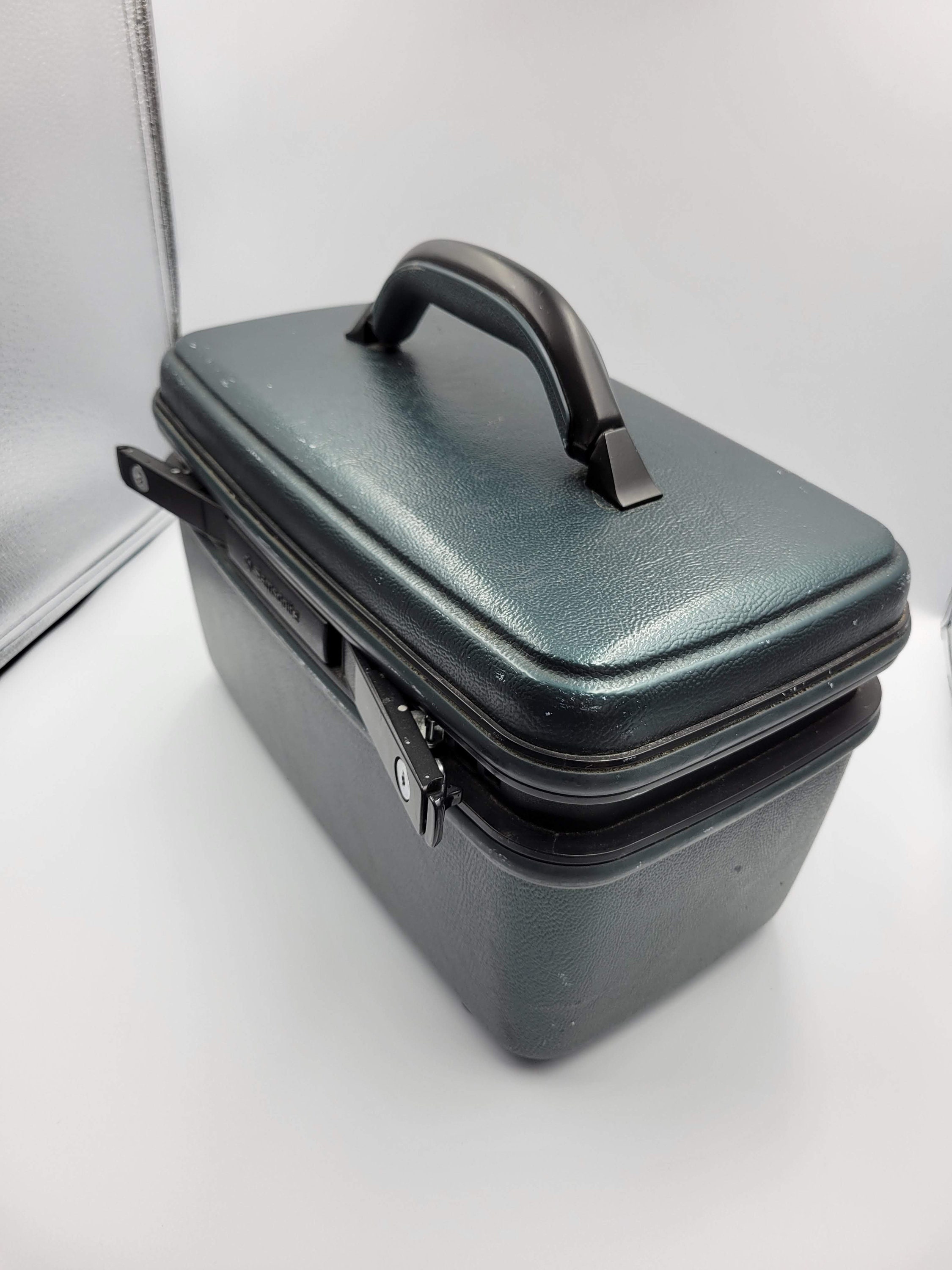hard shell train case